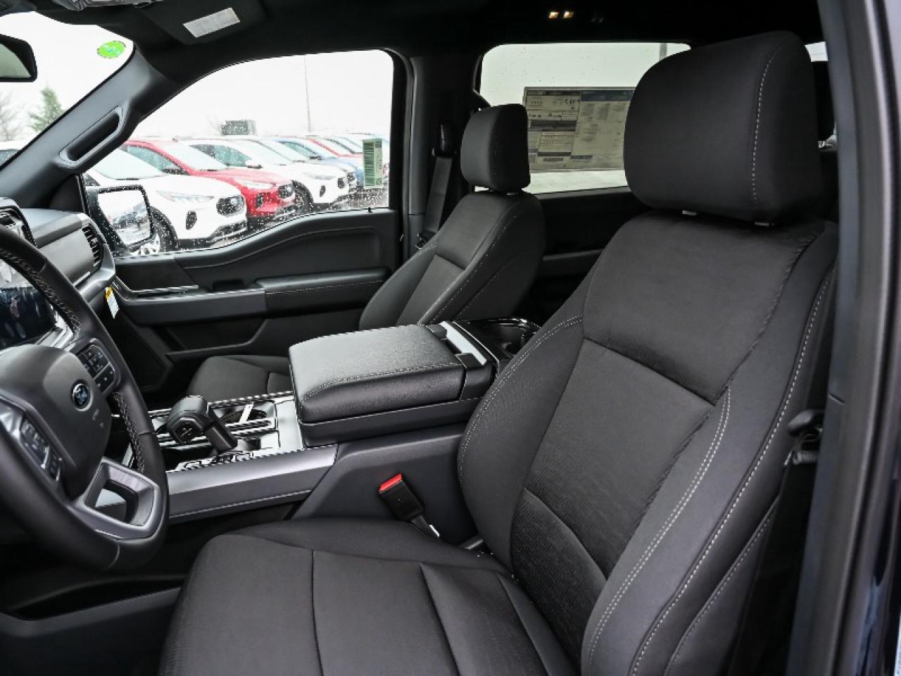 2025 Ford F-150 XLT Photo