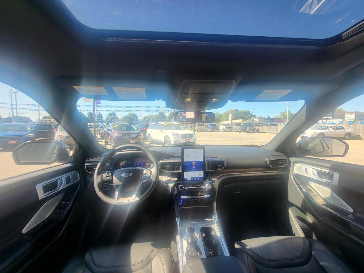 2022 Ford Explorer Platinum 4wd Photo4