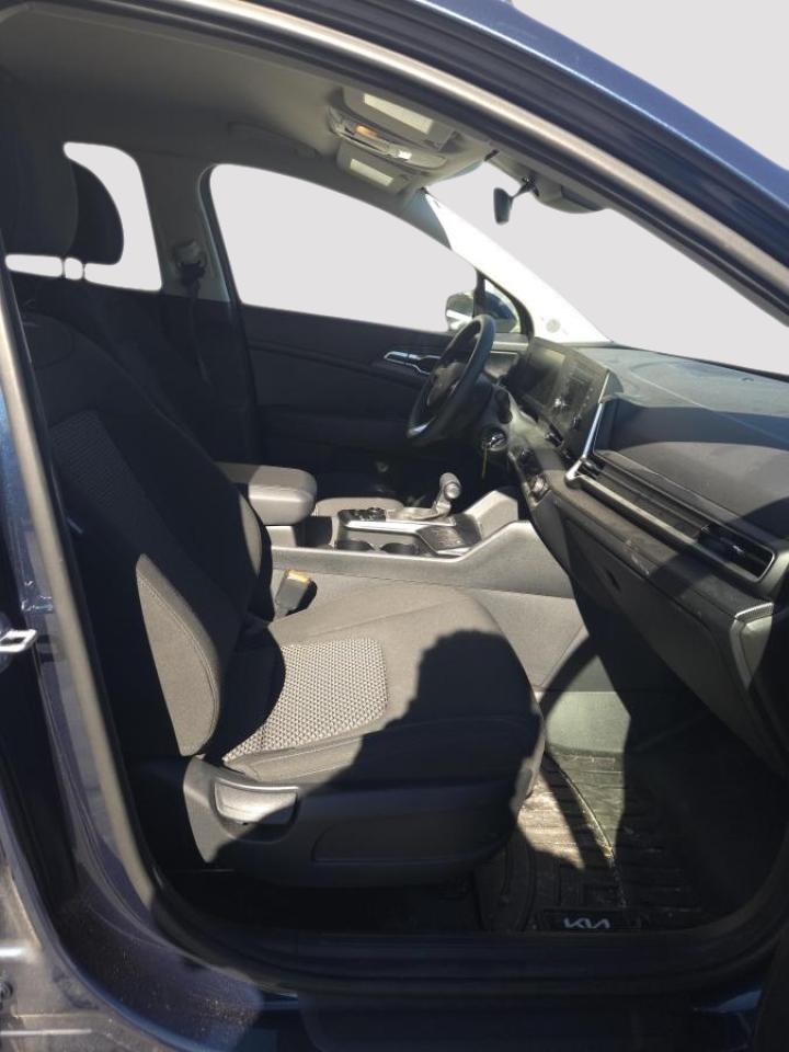 2025 Kia Sportage LX AWD Photo
