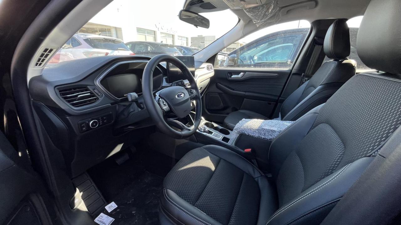 2026 Ford Escape Hybrid PHEV Photo