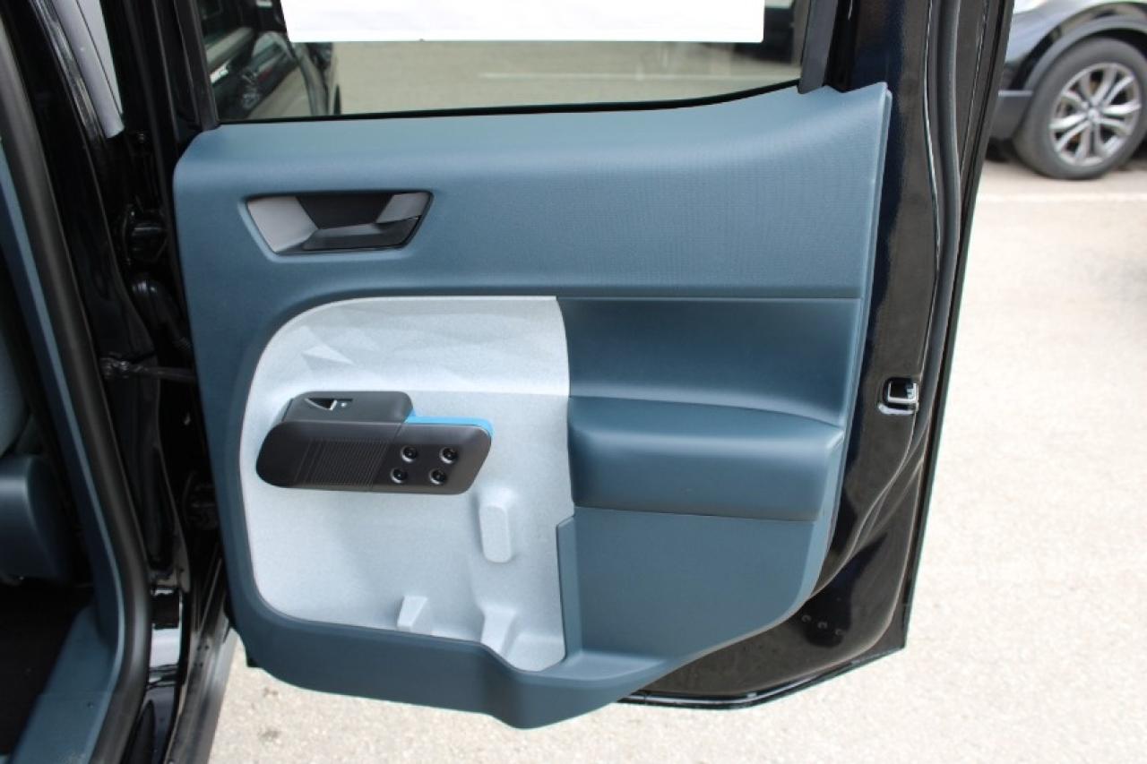 2025 Ford Maverick XLT Photo