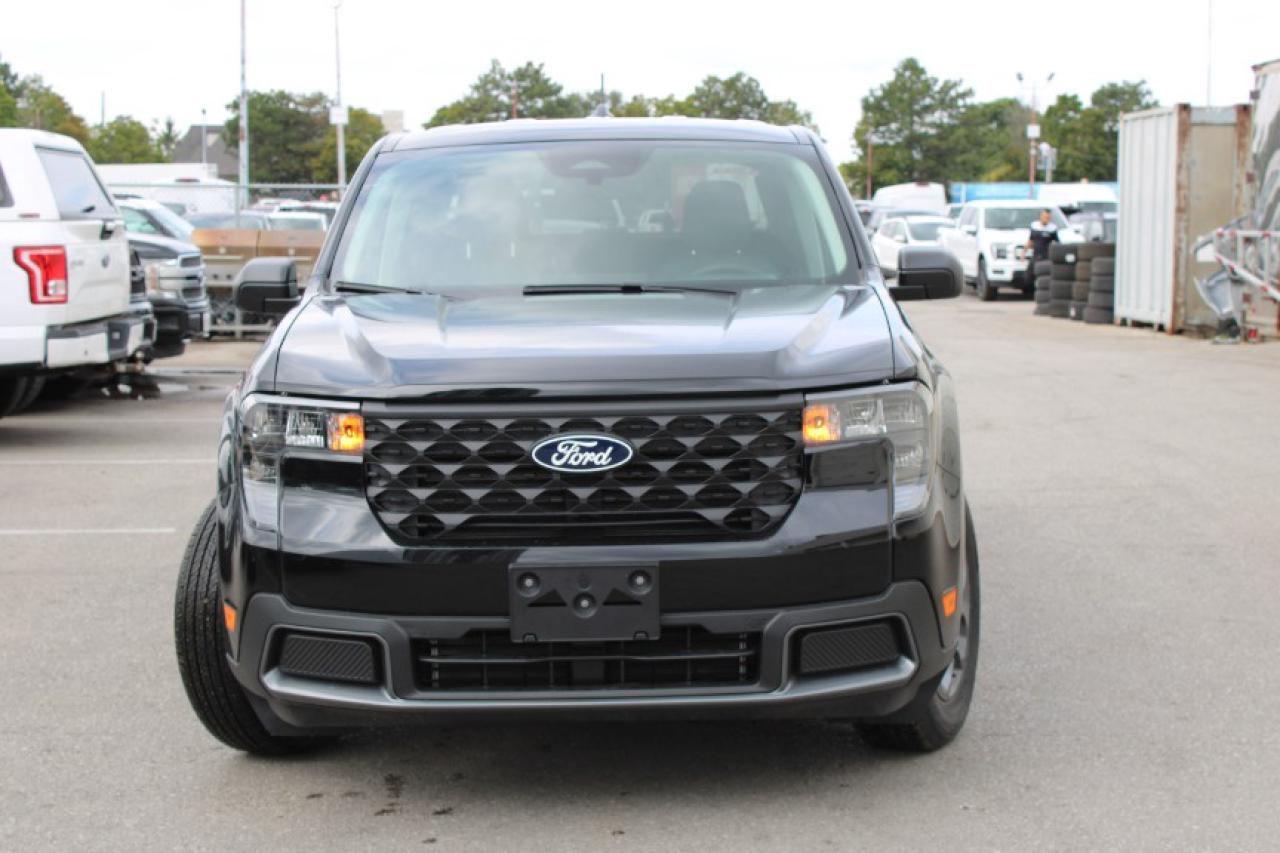 2025 Ford Maverick XLT Photo2