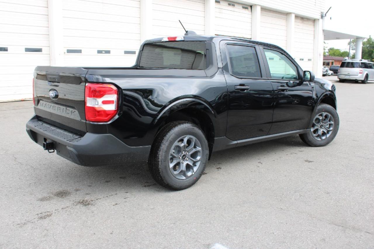 2025 Ford Maverick XLT Photo