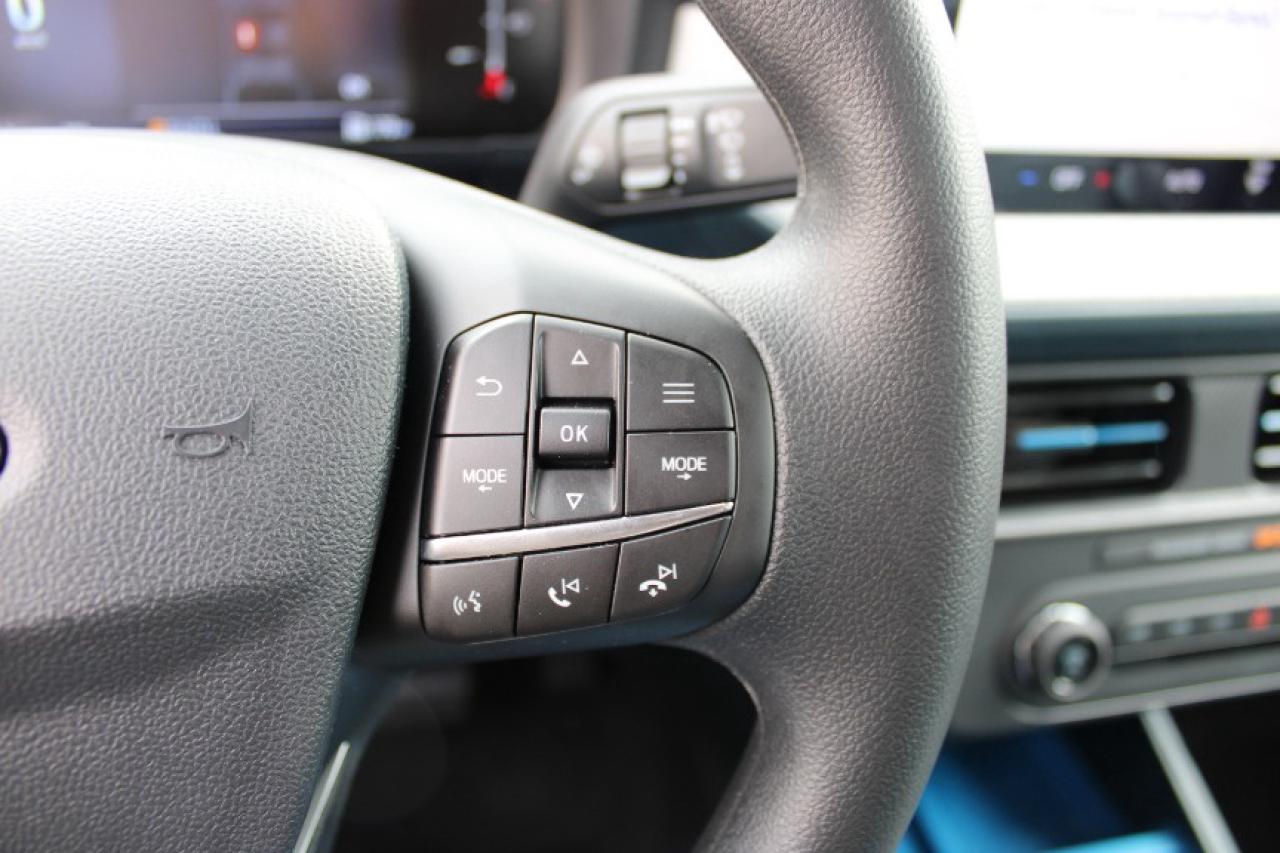 2025 Ford Maverick XLT Photo