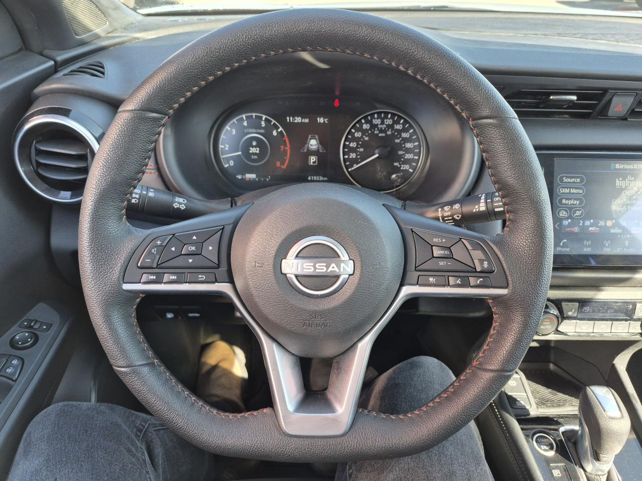 2023 Nissan Kicks SR PREMIUM Photo21