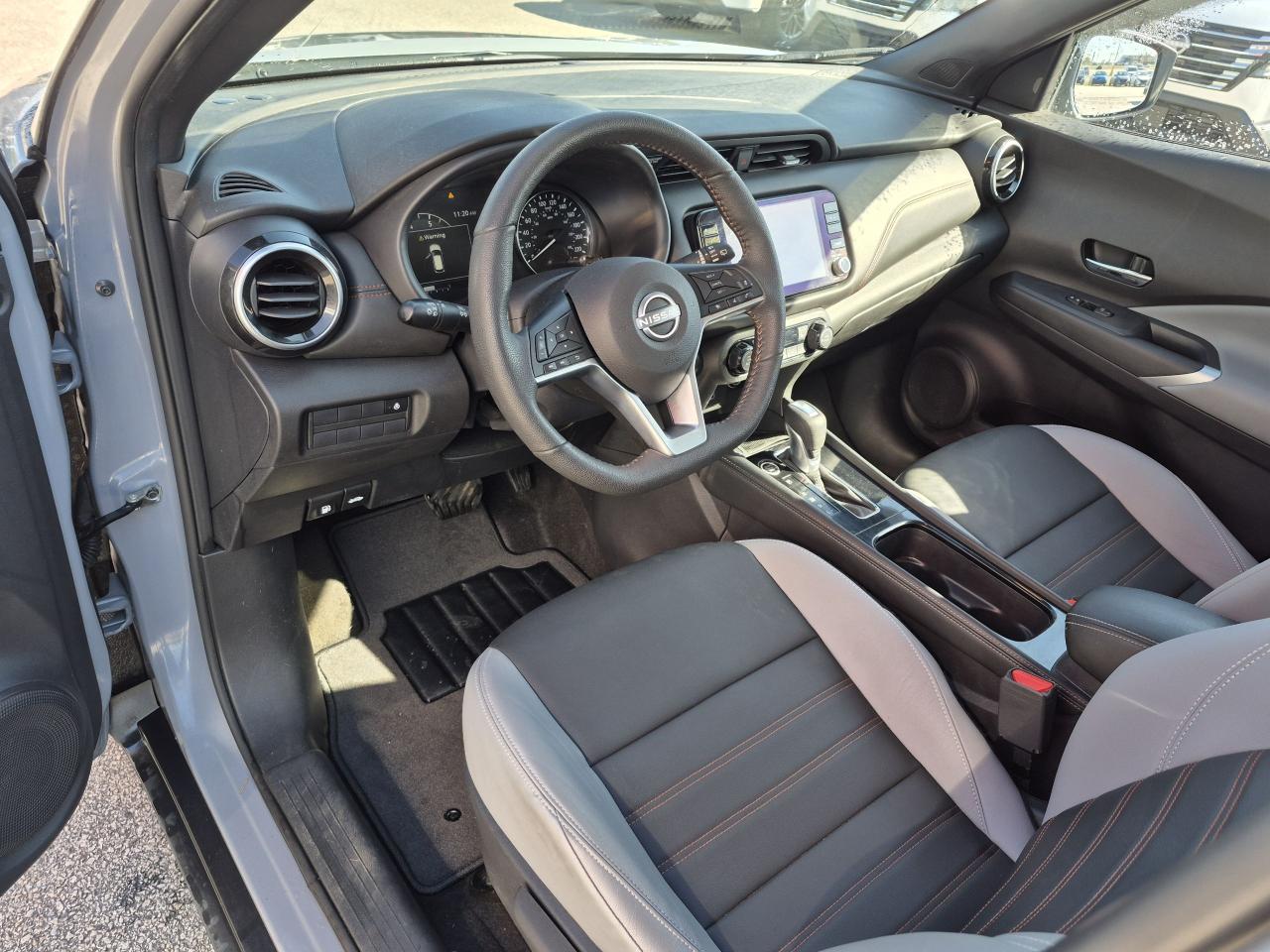 2023 Nissan Kicks SR PREMIUM Photo6