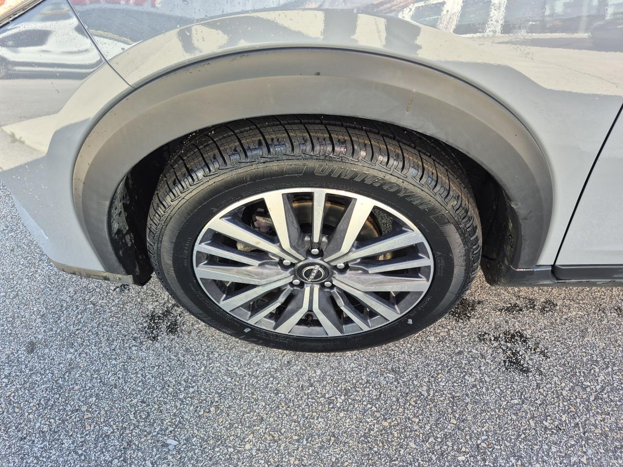 2023 Nissan Kicks SR PREMIUM Photo13