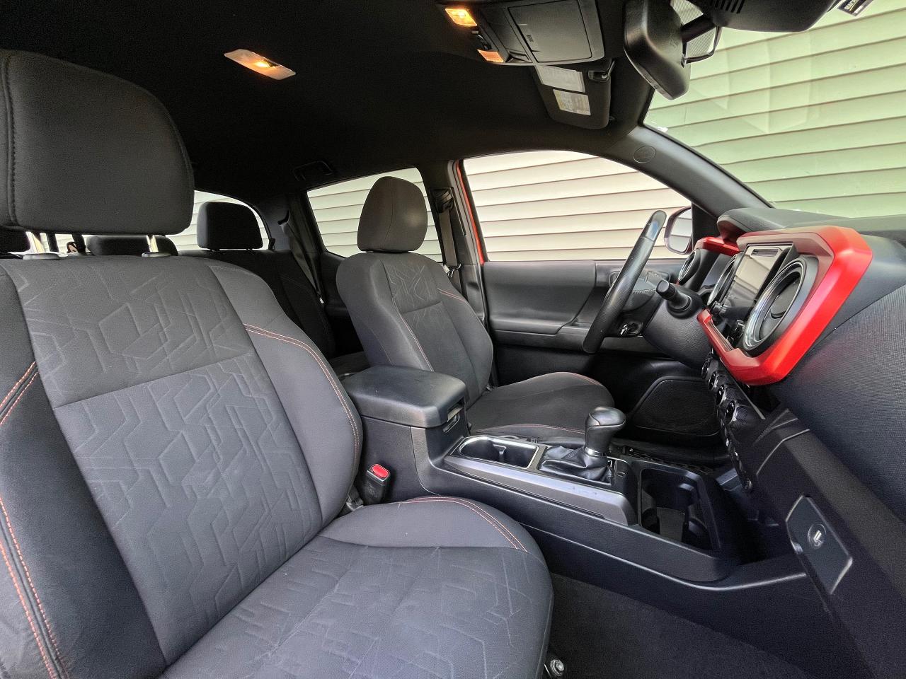2018 Toyota Tacoma TRD Sport - Photo #2
