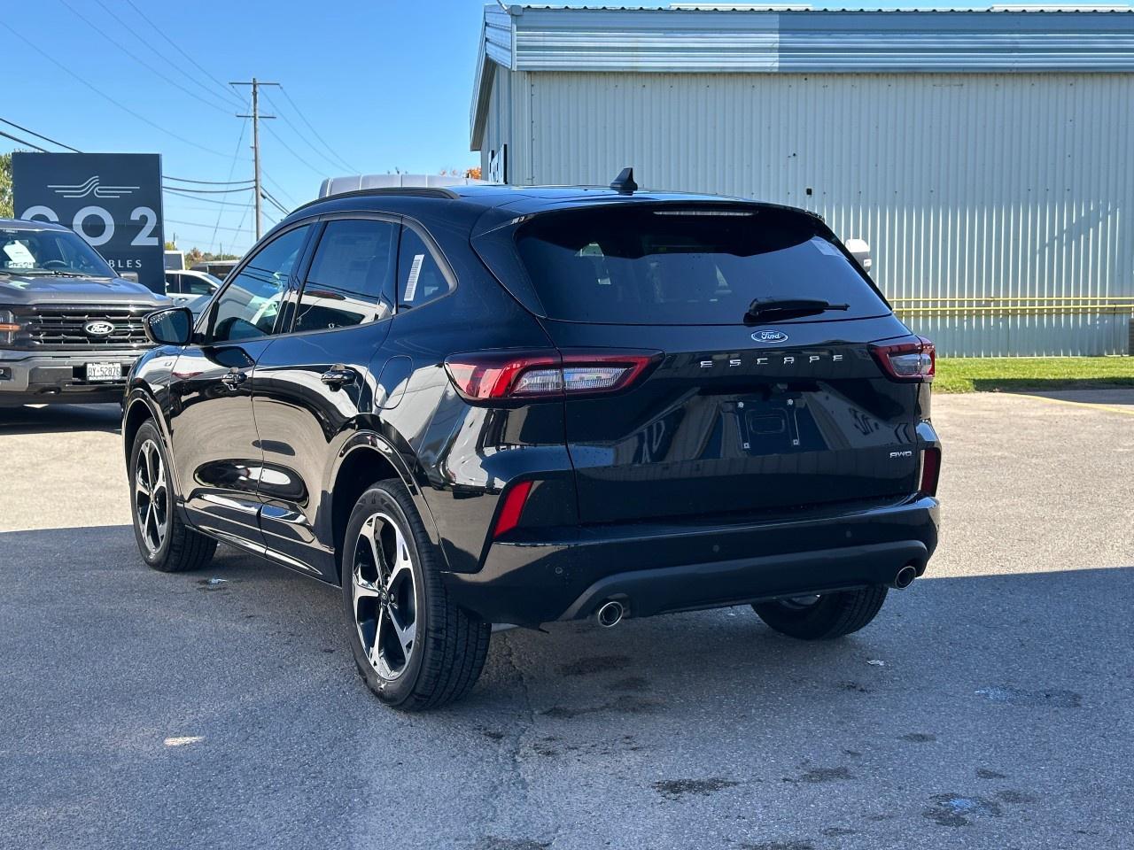 2025 Ford Escape ST-Line Elite AWD Photo