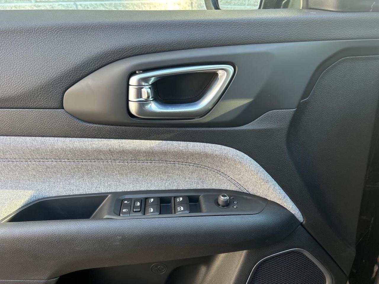 2025 Jeep Compass Sport Photo