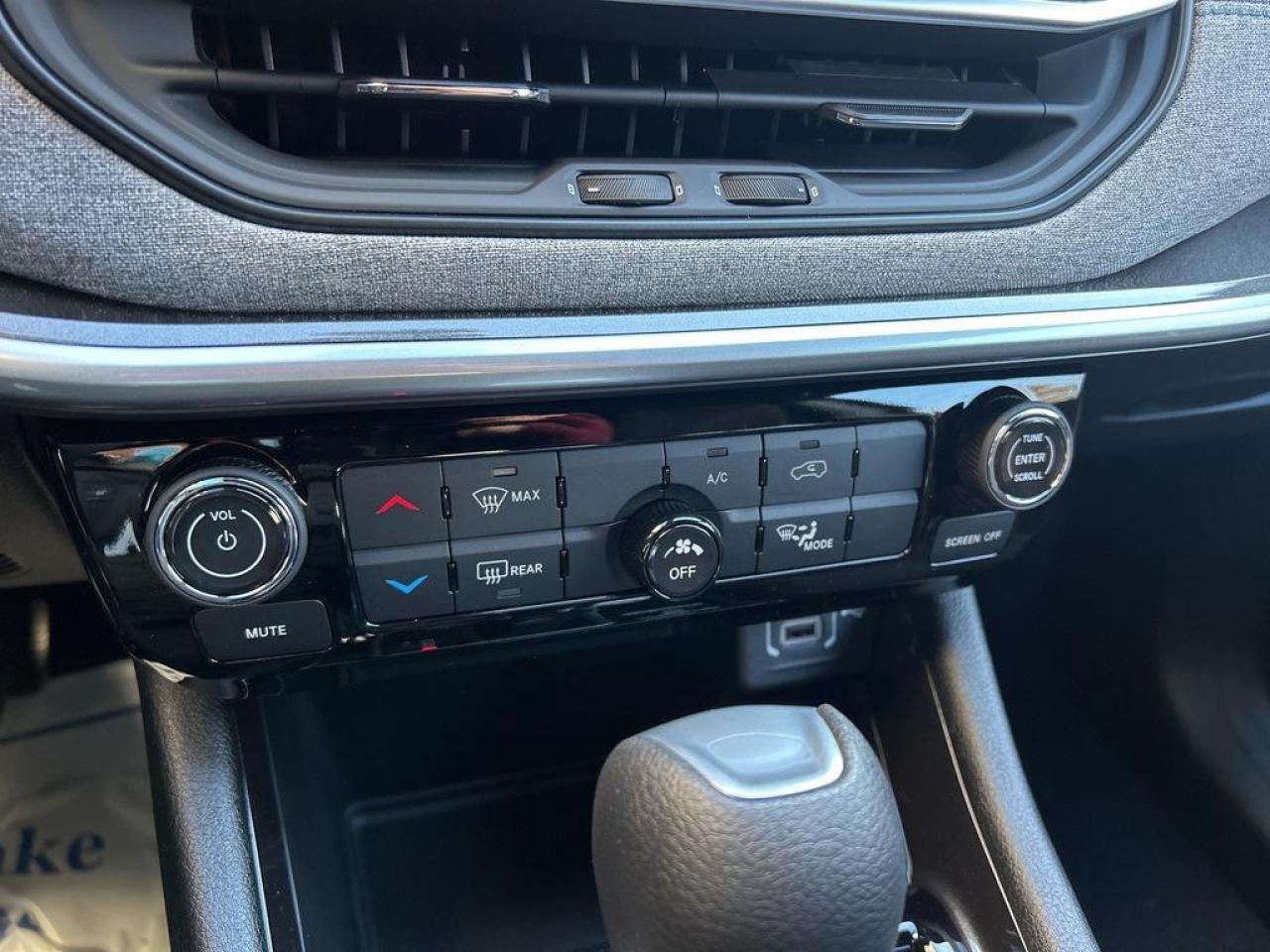 2025 Jeep Compass Sport Photo