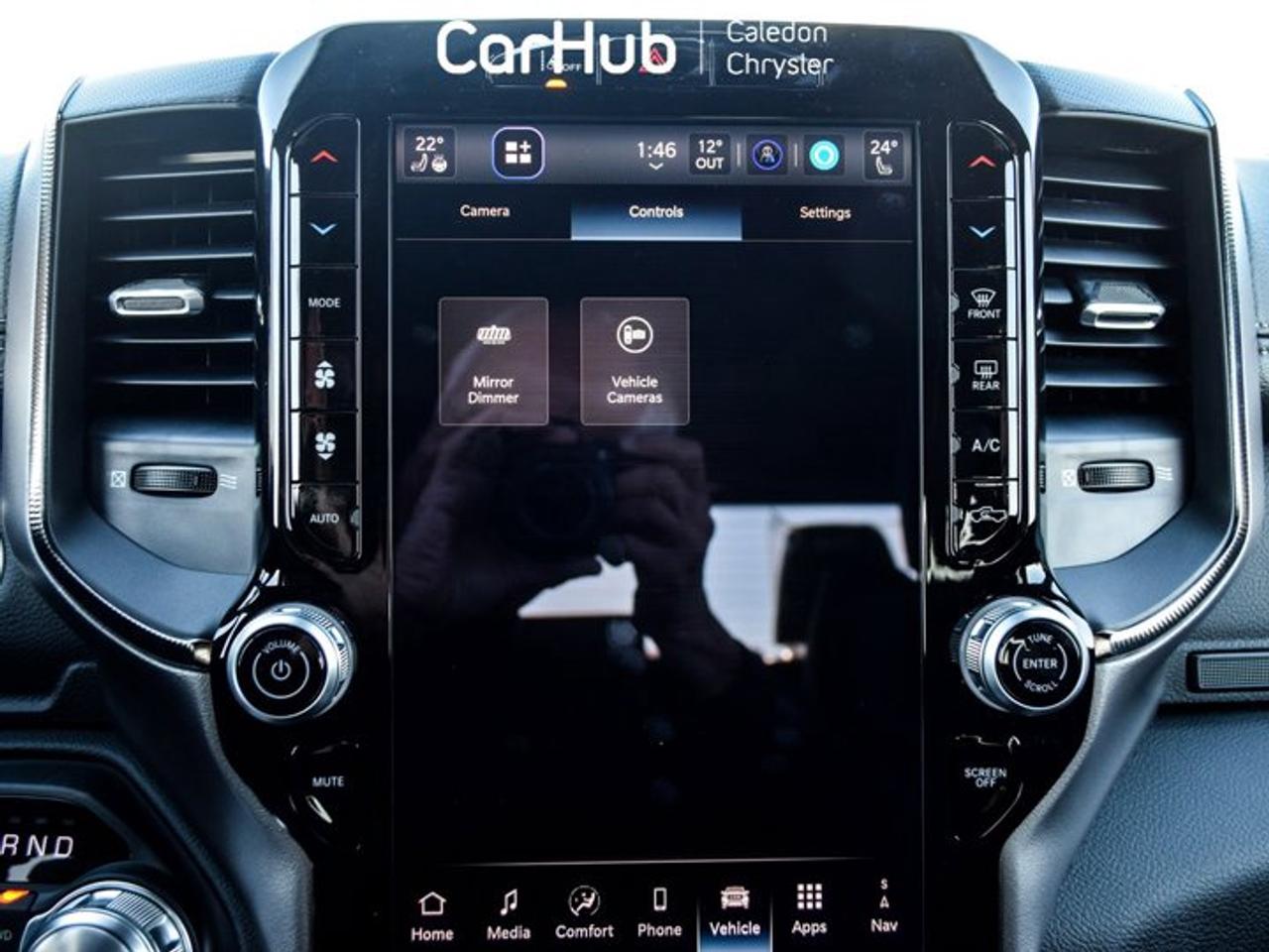 2026 RAM 1500 Sport 4x4 Crew Cab 5'7" Box 12"Display Blind Spot Heated Front Seats Photo