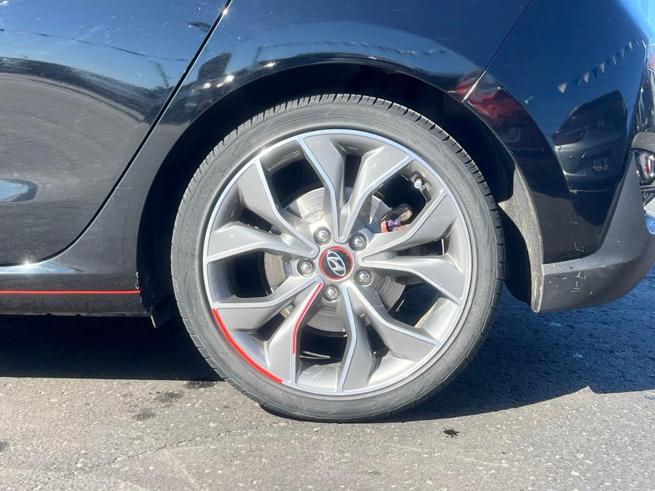 2019 Hyundai Elantra GT N Line Ultimate DCT Photo3