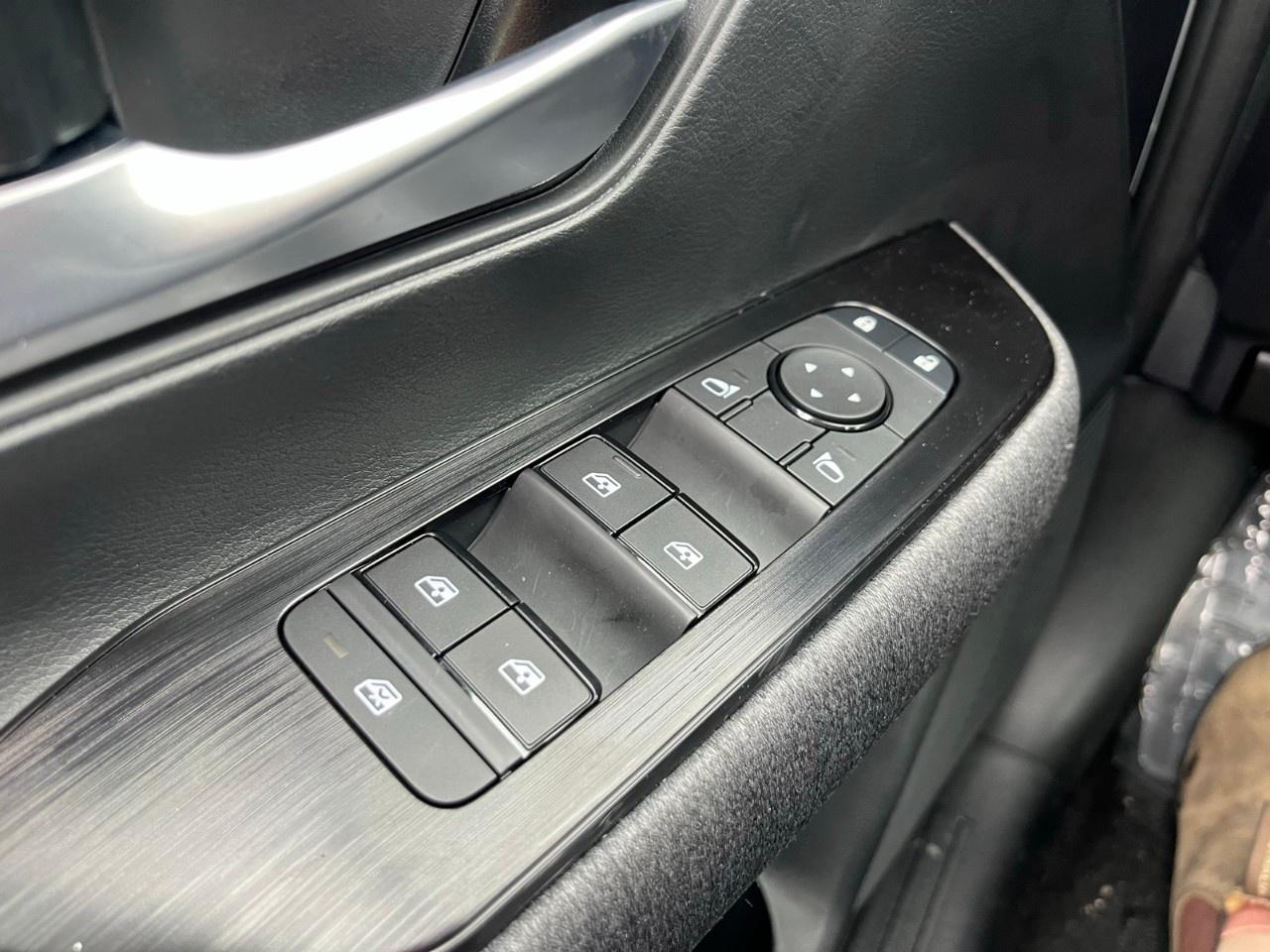 2026 Nissan Kicks SV AWD Photo