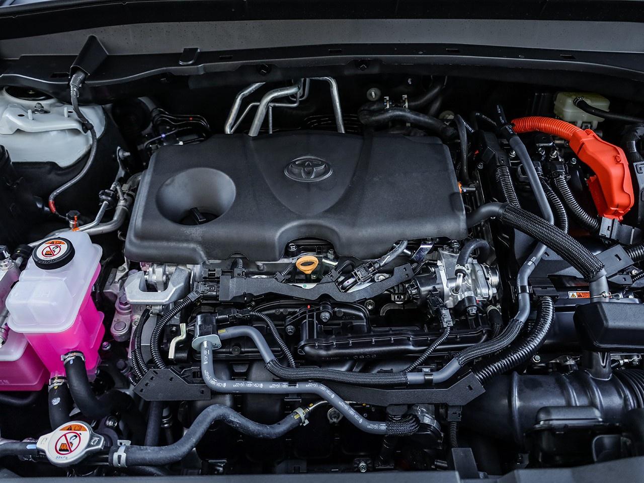 2025 Toyota Grand Highlander Hybrid XLE Photo4