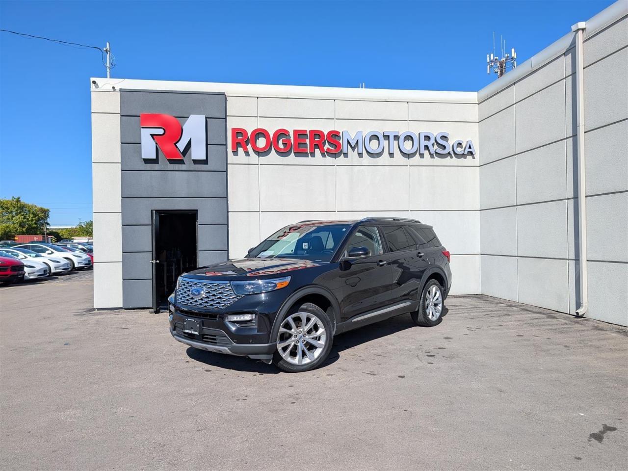 Photo of Black 2023 Ford Explorer