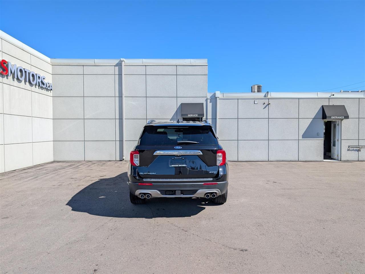2023 Ford Explorer PLATINUM AWD - PANO ROOF - NAVI - 6 PASS