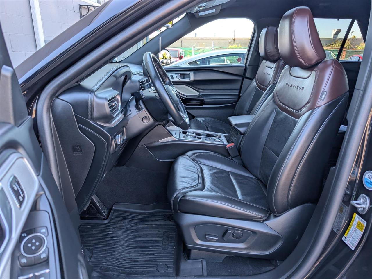 2023 Ford Explorer PLATINUM AWD - PANO ROOF - NAVI - 6 PASS