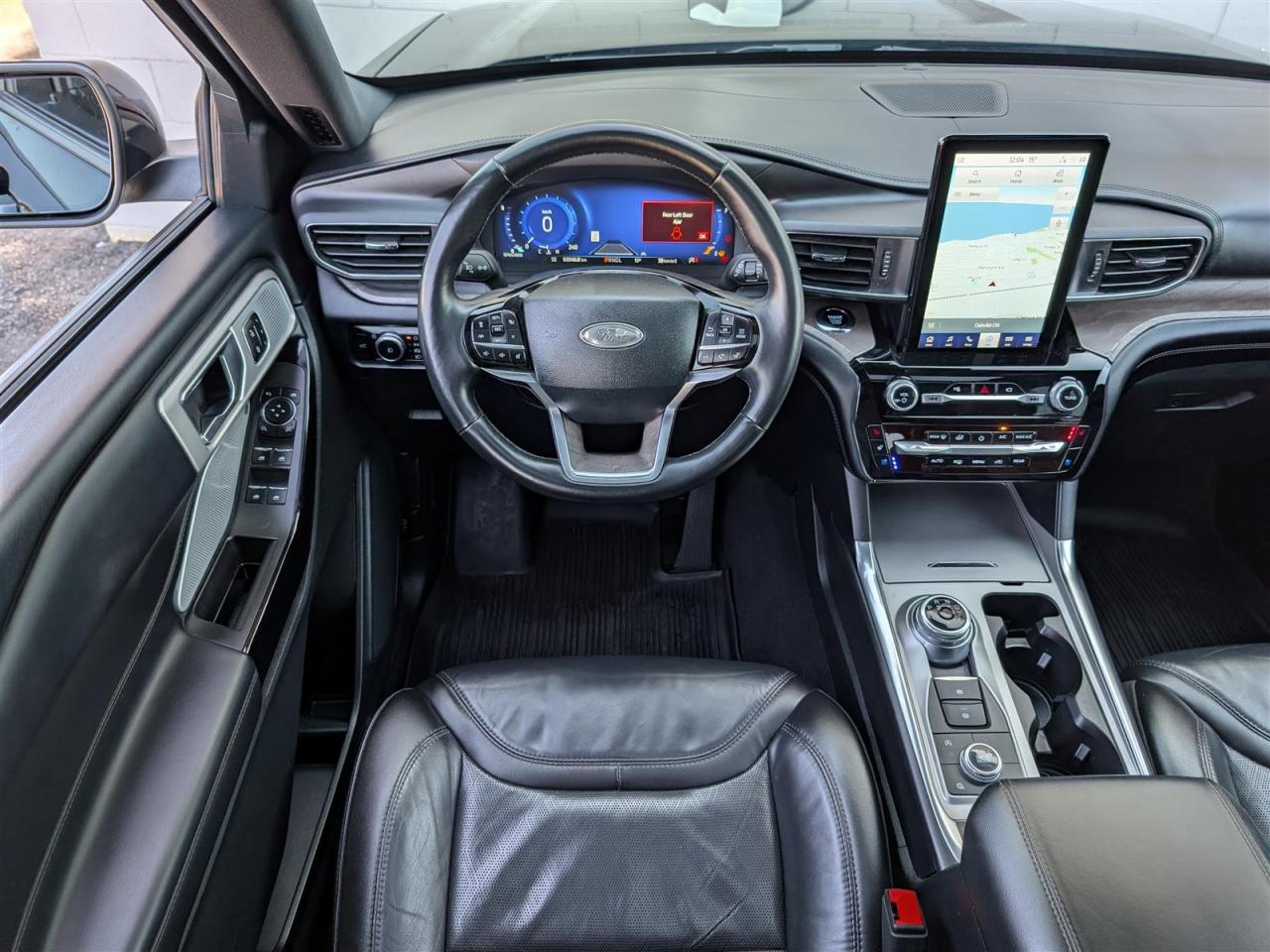 2023 Ford Explorer PLATINUM AWD - PANO ROOF - NAVI - 6 PASS