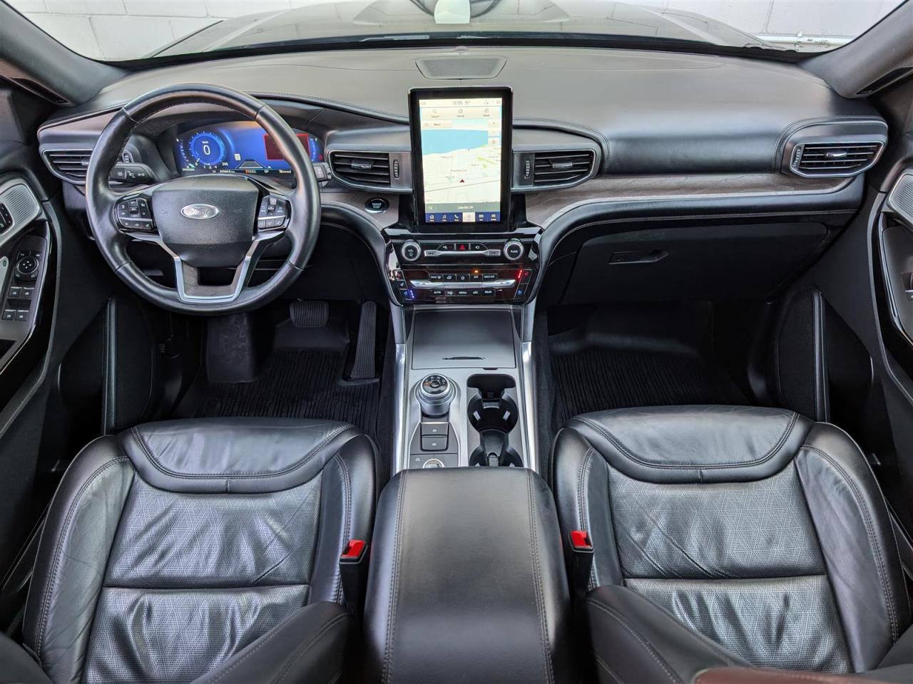 2023 Ford Explorer PLATINUM AWD - PANO ROOF - NAVI - 6 PASS