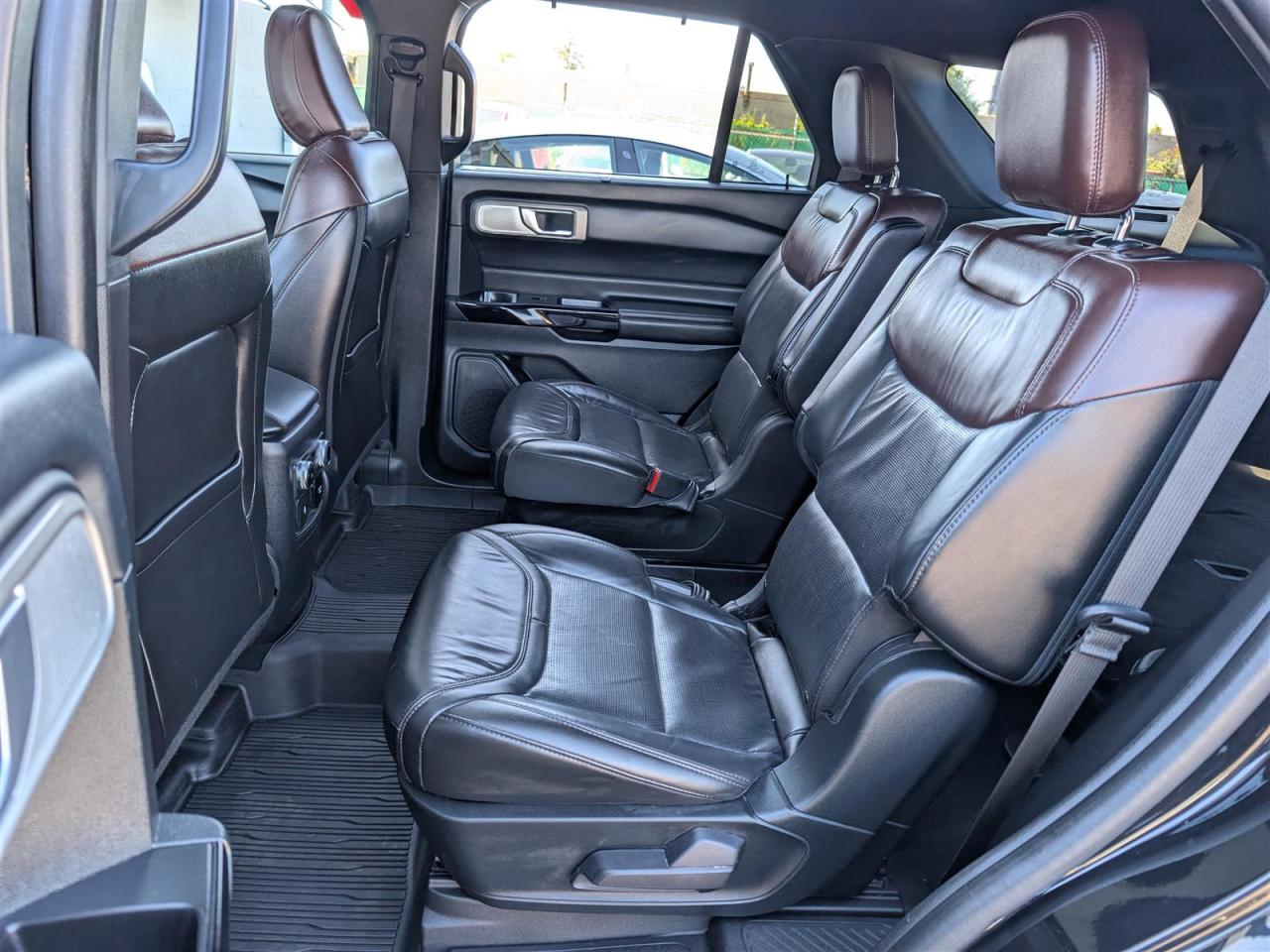 2023 Ford Explorer PLATINUM AWD - PANO ROOF - NAVI - 6 PASS