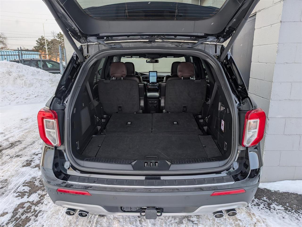 2023 Ford Explorer PLATINUM AWD - PANO ROOF - NAVI - 6 PASS Photo