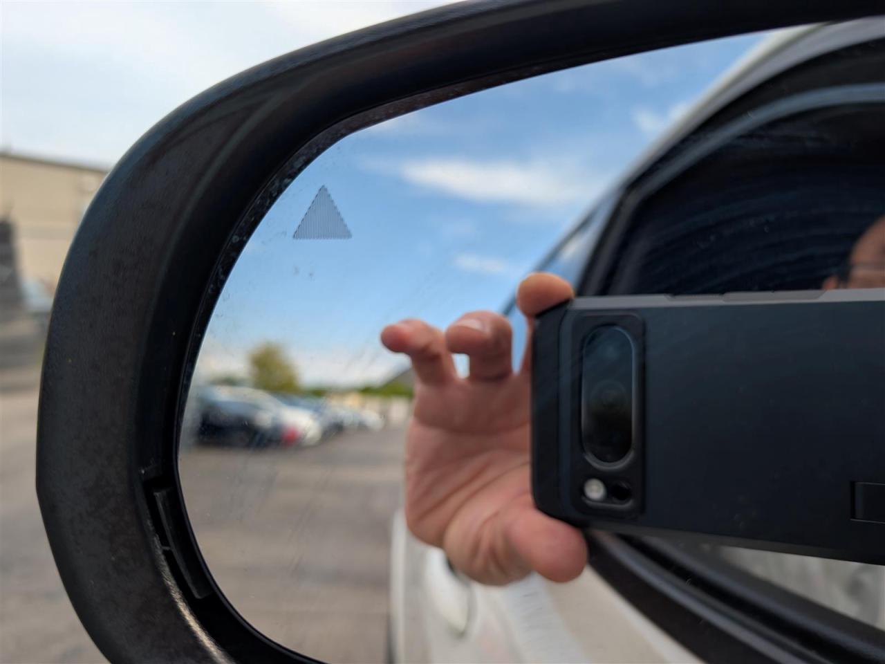 2019 Jeep Cherokee LTD 4X4 - NAVI - LEATHER - REVERSE CAM Photo