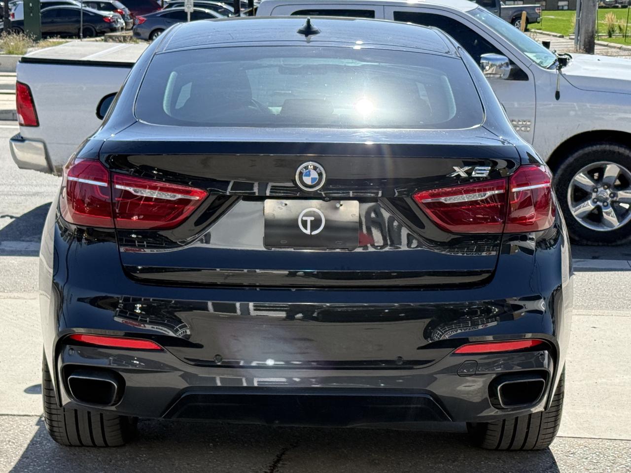 2017 BMW X6 //M SPORT | RED LEATHER | HUD | CARPLAY | PANO | Photo