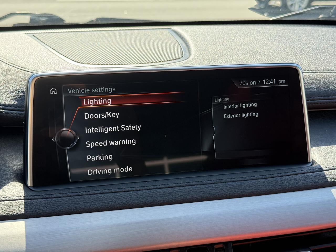 2017 BMW X6 //M SPORT | RED LEATHER | HUD | CARPLAY | PANO | Photo