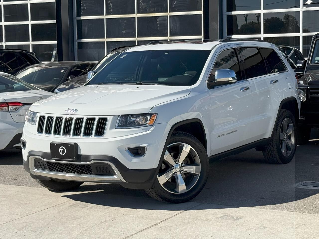 2016 Jeep Grand Cherokee LIMITED | PANO | LOADED Photo