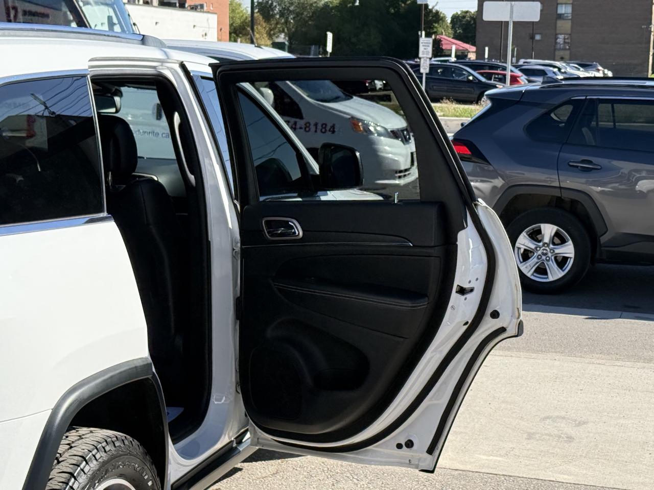 2016 Jeep Grand Cherokee LIMITED | PANO | LOADED Photo