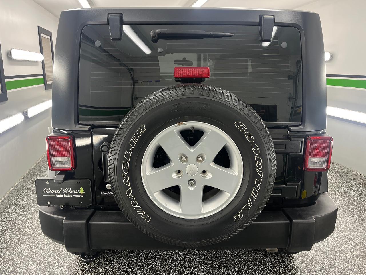 2016 Jeep Wrangler SPORT - Photo #5