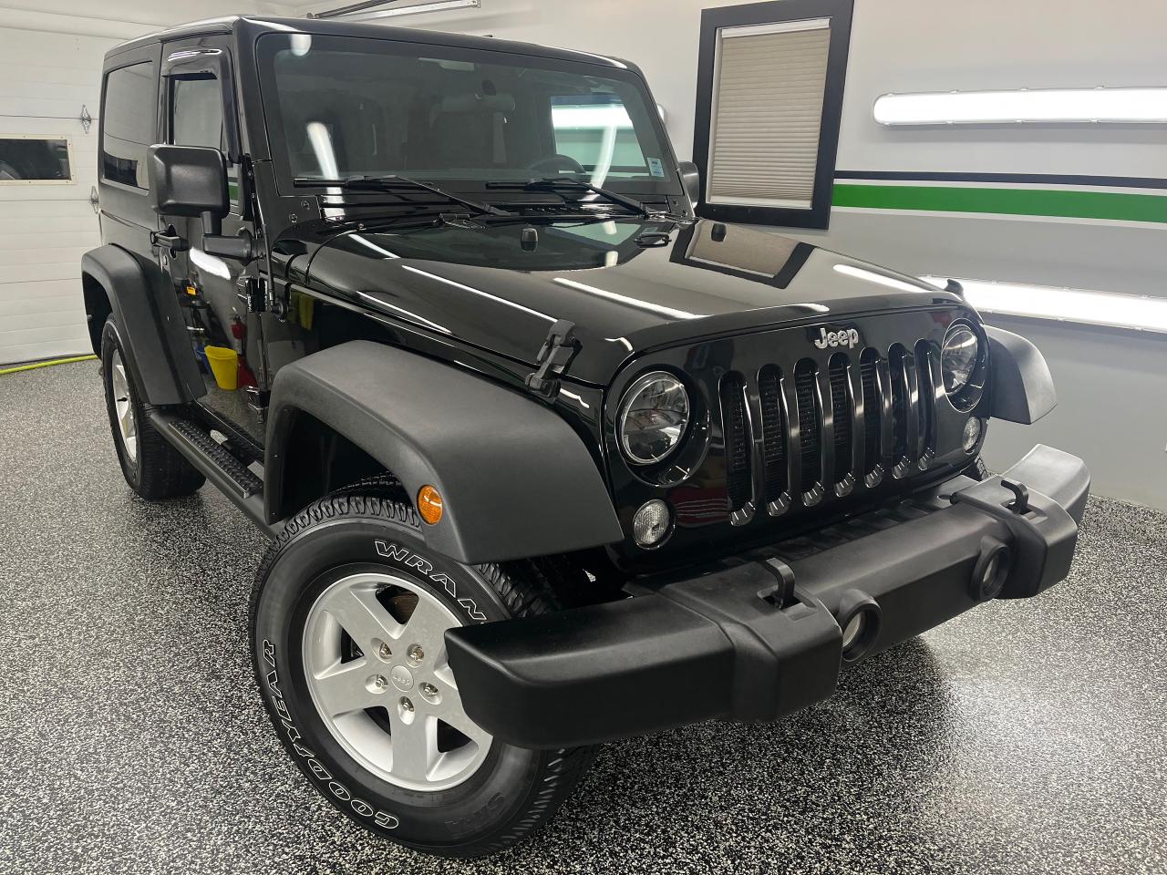 2016 Jeep Wrangler SPORT