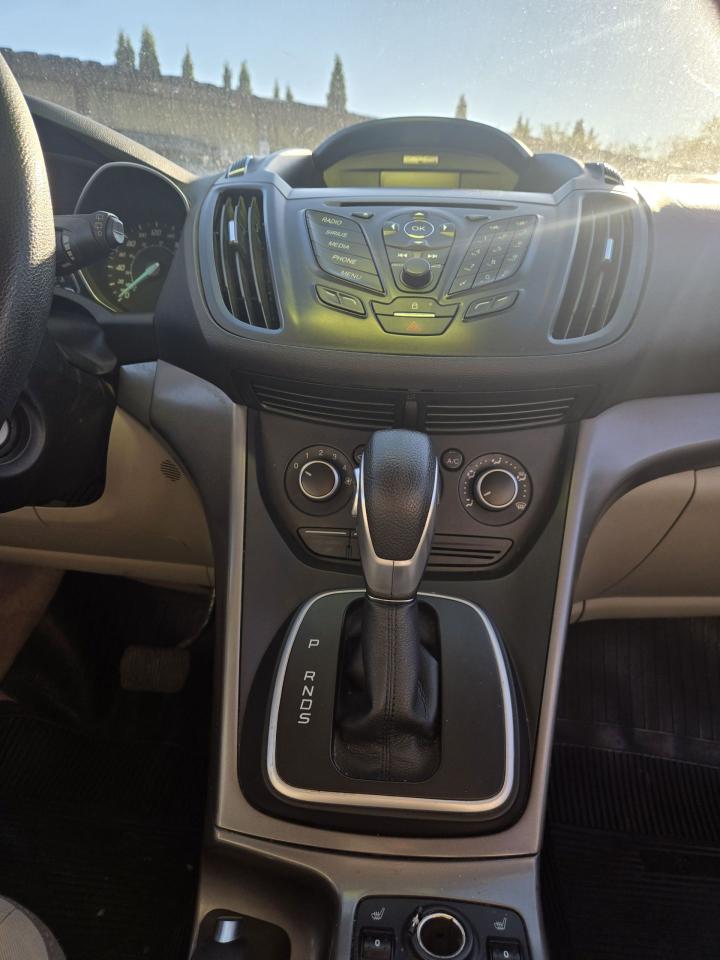 2013 Ford Escape SE - Photo #12