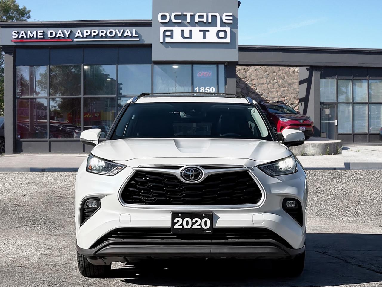 2020 Toyota Highlander XLE AWD V6 - Photo #2