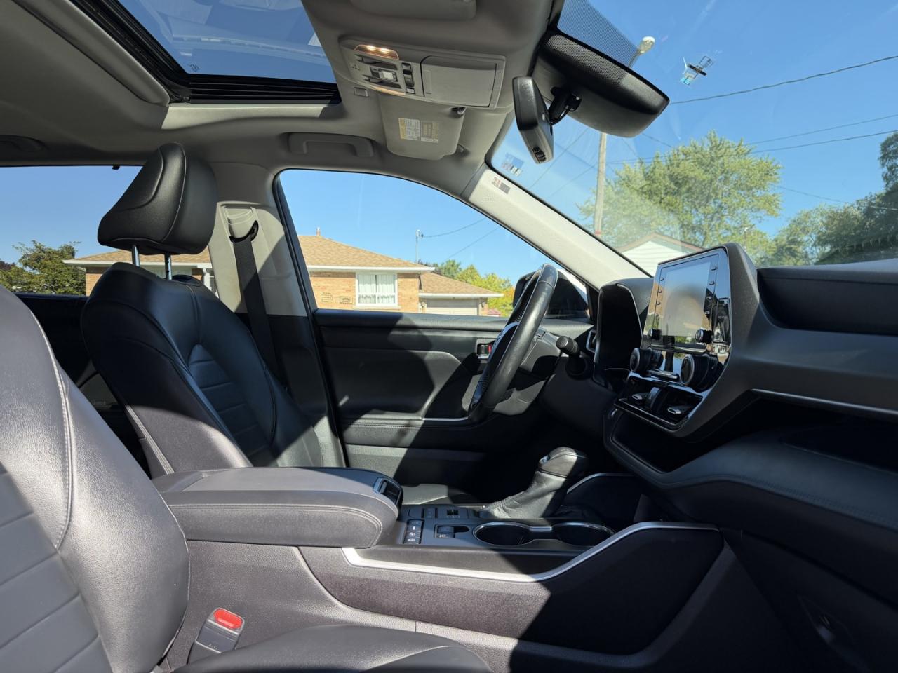 2020 Toyota Highlander XLE AWD V6 - Photo #12