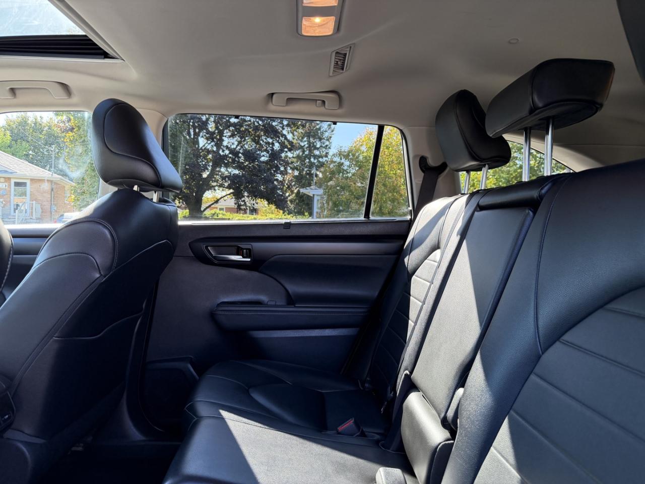 2020 Toyota Highlander XLE AWD V6 - Photo #14