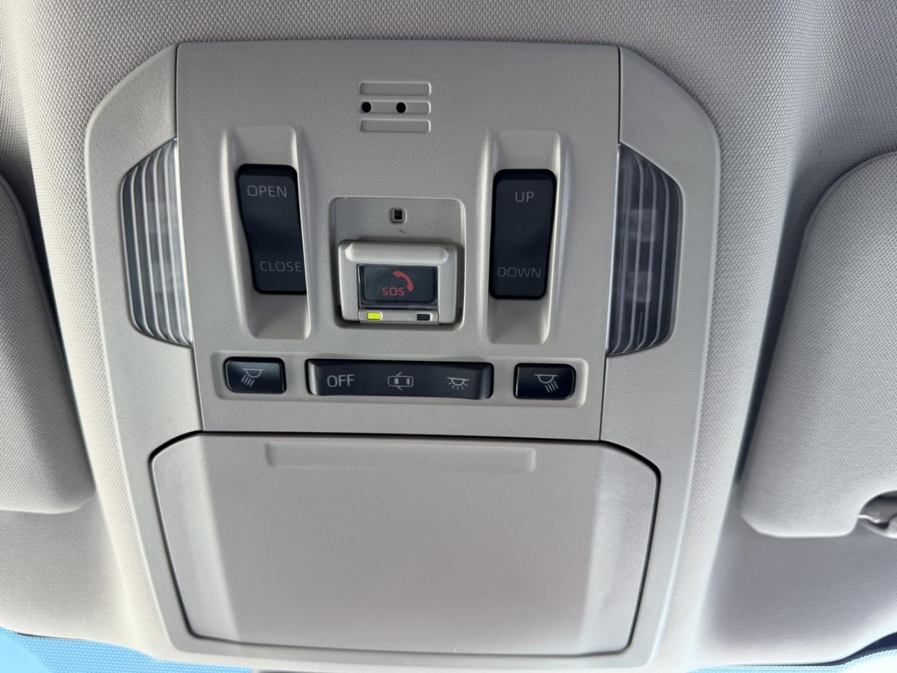 2020 Toyota Highlander XLE AWD V6 - Photo #26