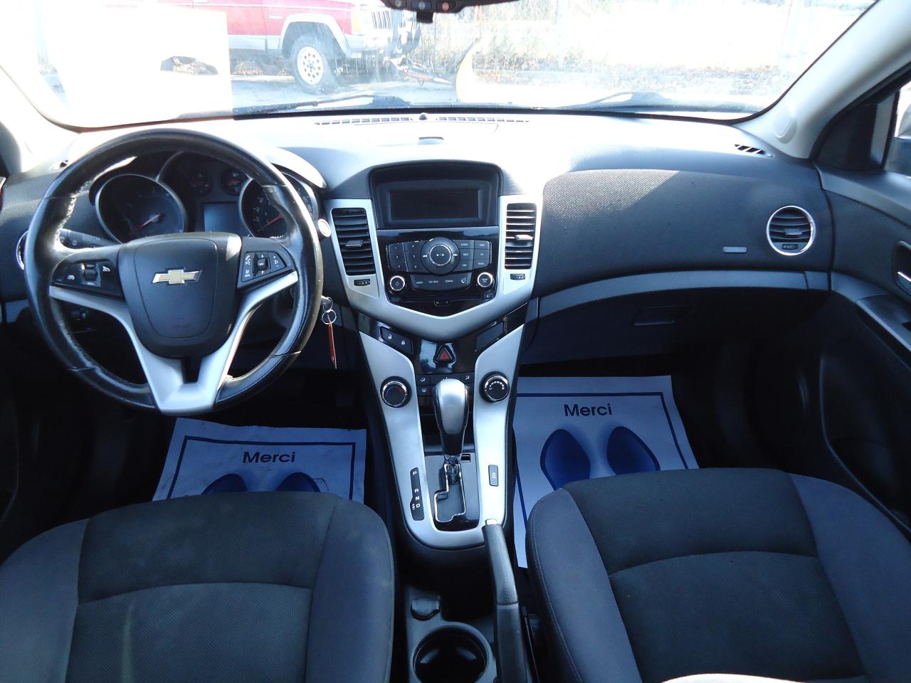 2014 Chevrolet Cruze 4dr Sdn 1LT - Photo #5
