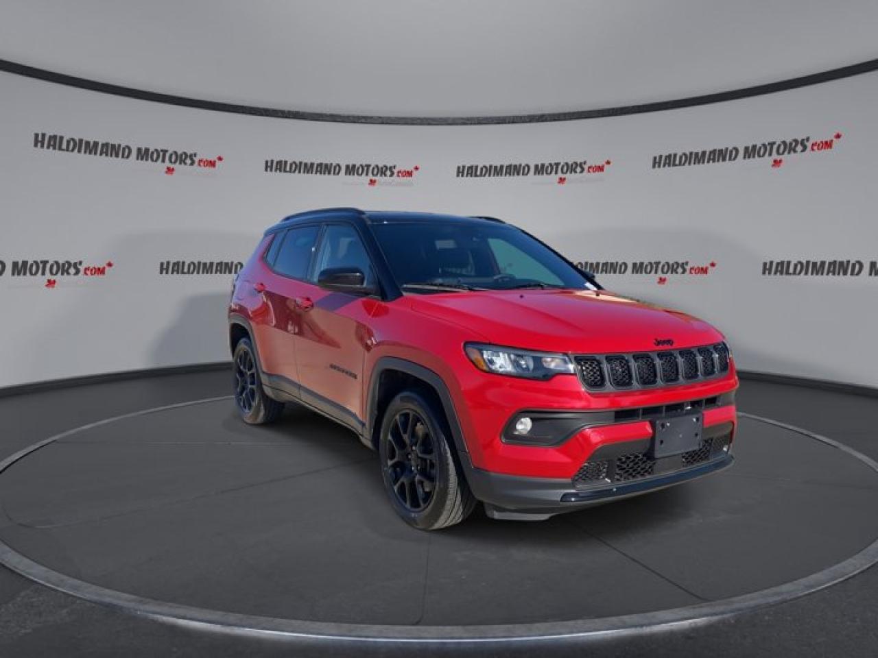 2023 Jeep Compass Altitude 4x4 Photo