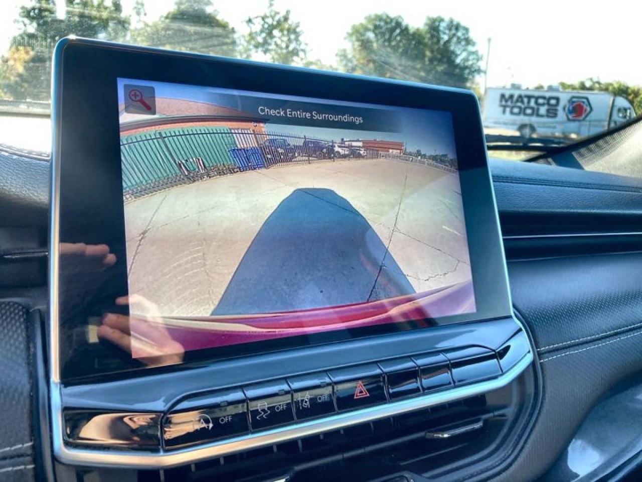 2023 Jeep Compass Altitude 4x4 Photo