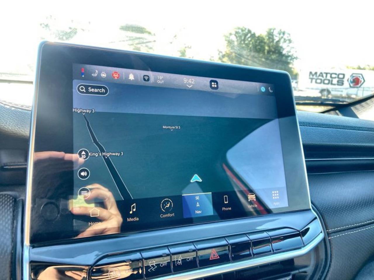 2023 Jeep Compass Altitude 4x4 Photo