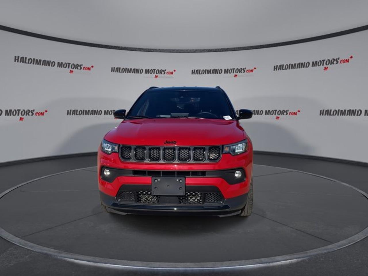 2023 Jeep Compass Altitude 4x4 Photo2