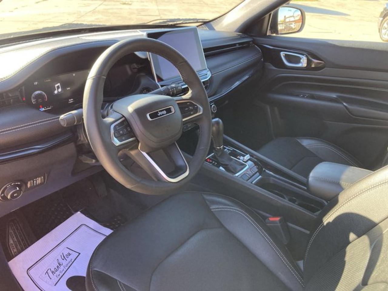 2023 Jeep Compass Altitude 4x4 Photo