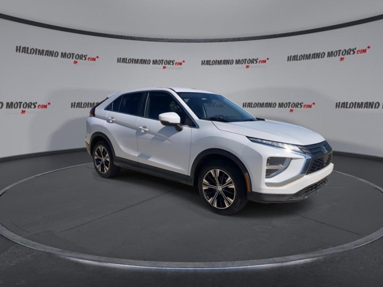 2022 Mitsubishi Eclipse Cross SE S 4WD Photo