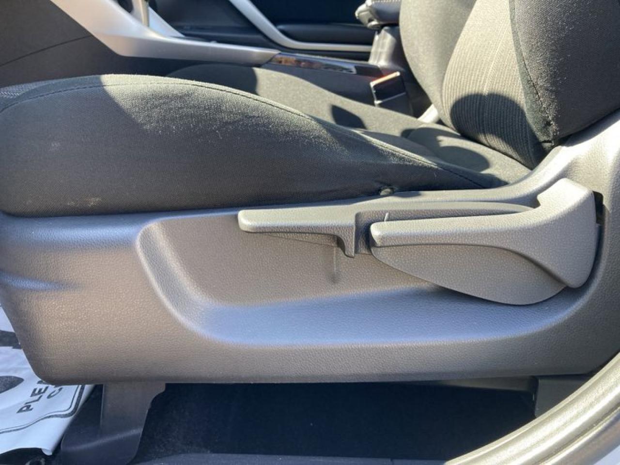 2022 Mitsubishi Eclipse Cross SE S 4WD Photo