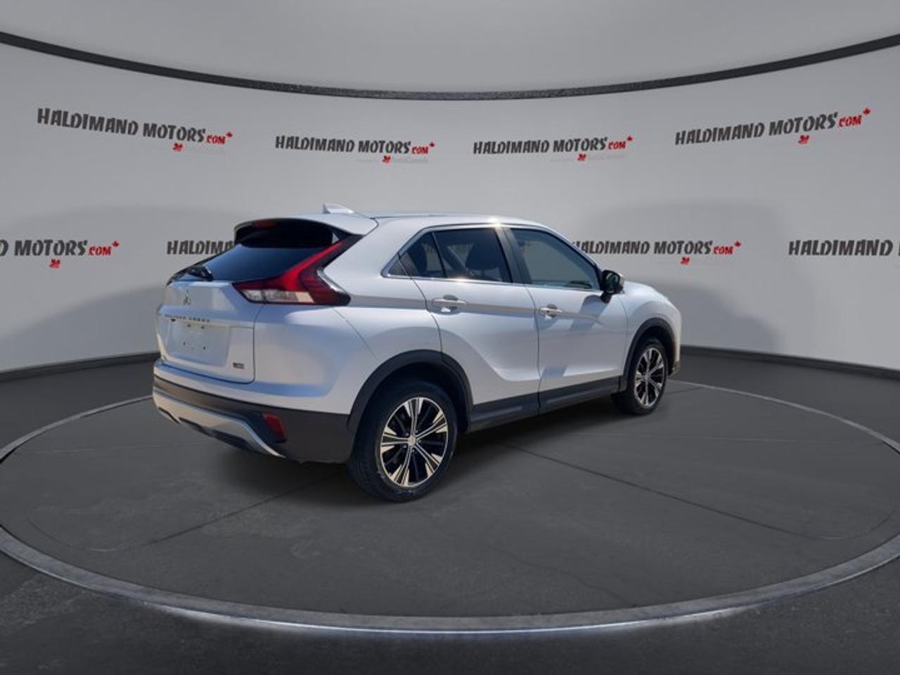 2022 Mitsubishi Eclipse Cross SE S-AWC | No accidents Photo