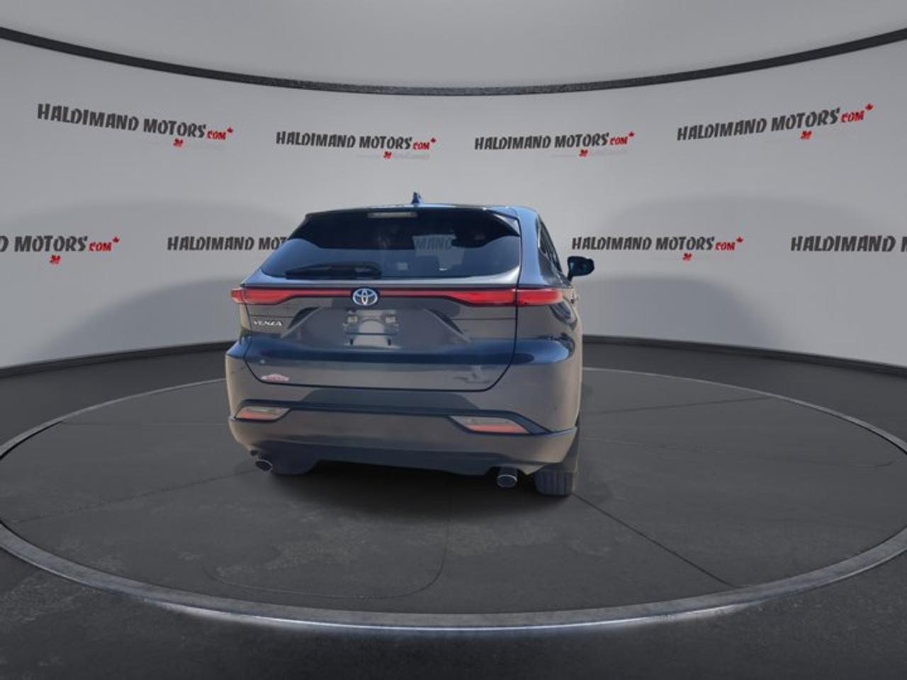 2023 Toyota Venza LE AWD Photo