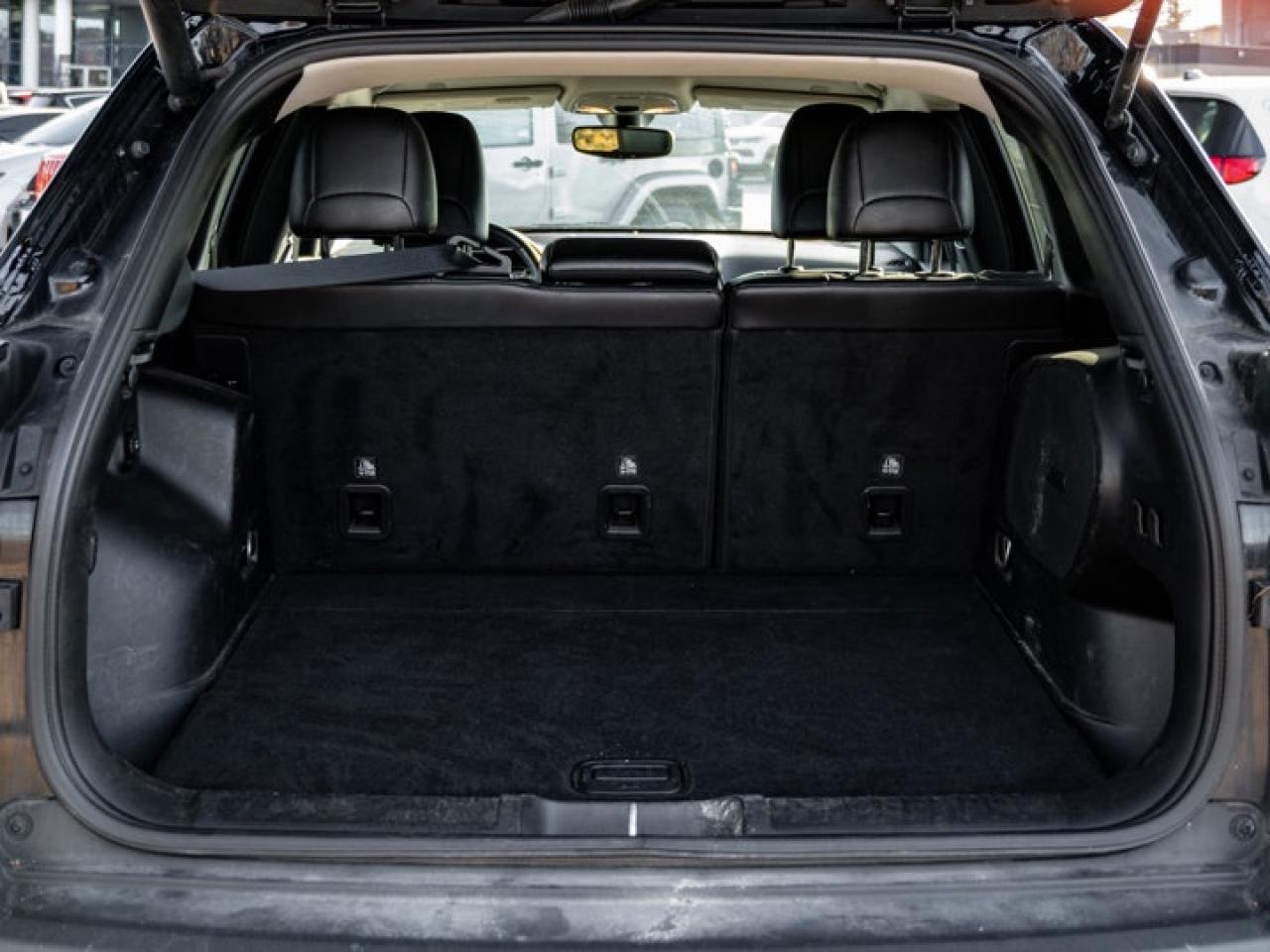 2019 Jeep Cherokee Trailhawk Photo