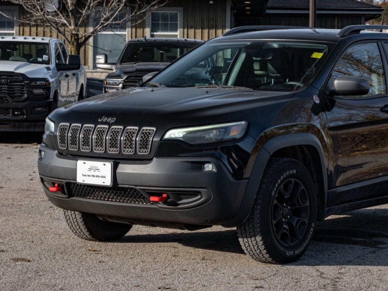 2019 Jeep Cherokee Trailhawk Photo